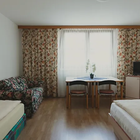מלון Sommerhotel Karwendel 3*