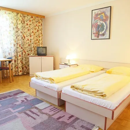 Sommerhotel Karwendel 3* אינסברוק