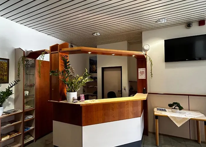 מלון Sommerhotel Karwendel אינסברוק