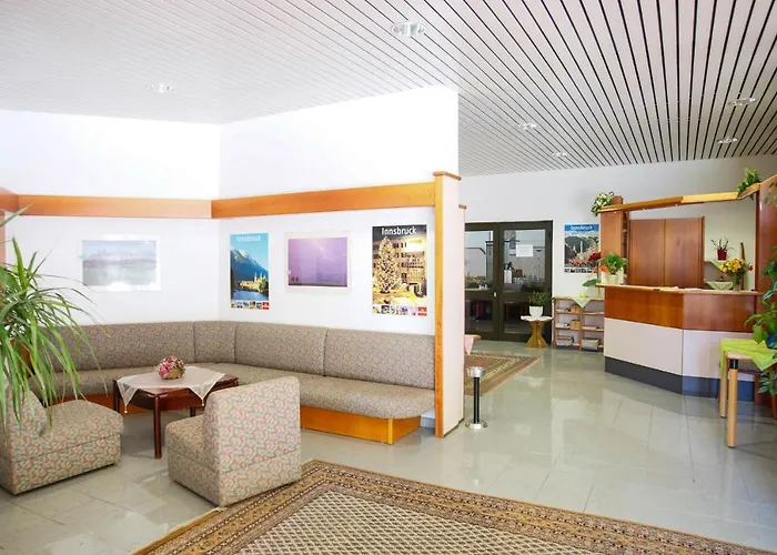 Sommerhotel Karwendel מלון